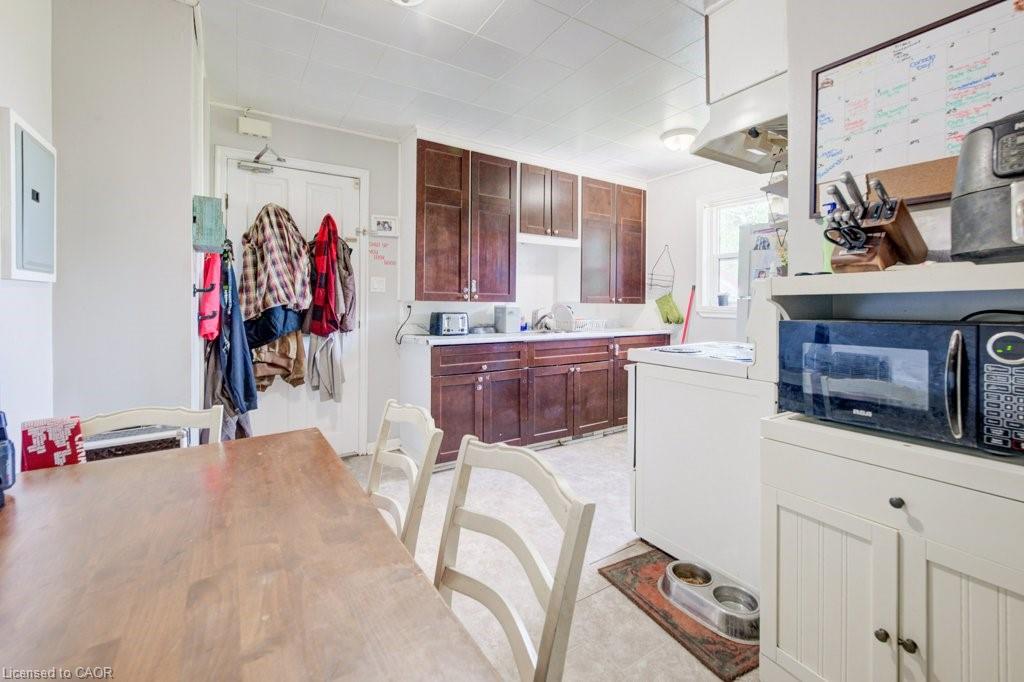 30 Foell Street Property Photo 17