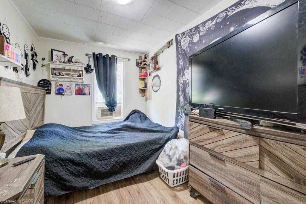 30 Foell Street Property Photo 21