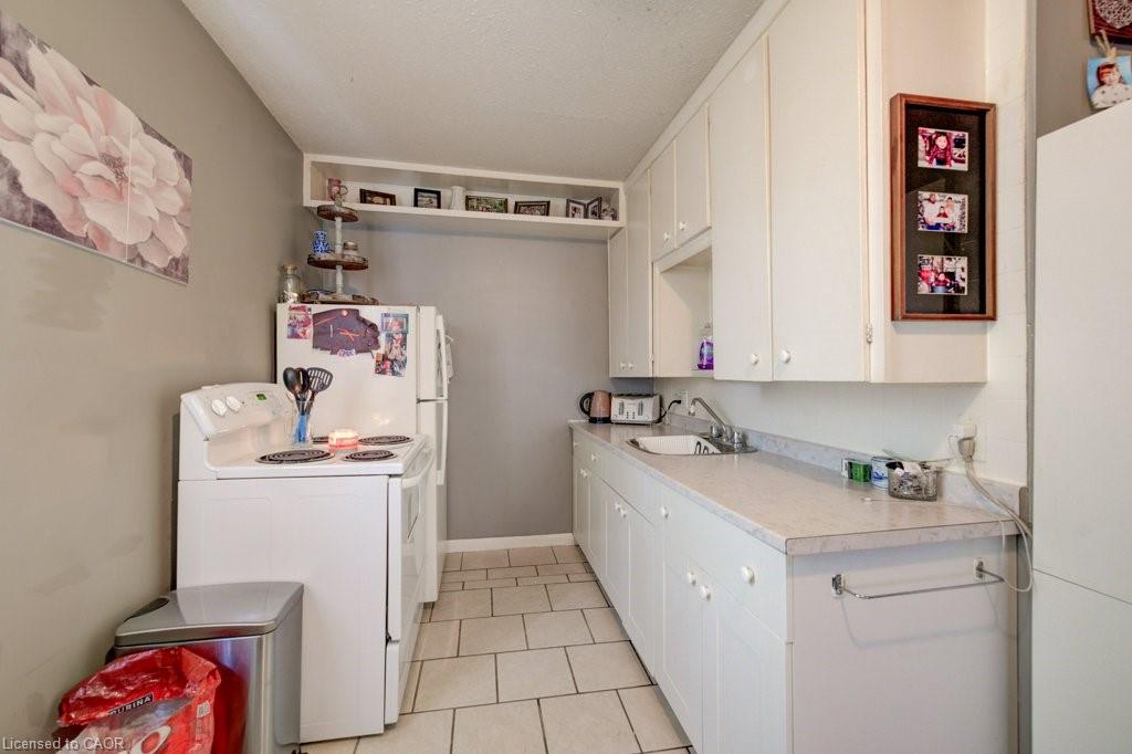 30 Foell Street Property Photo 24