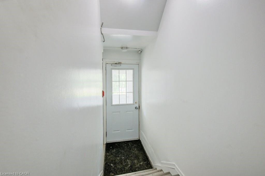 30 Foell Street Property Photo 31