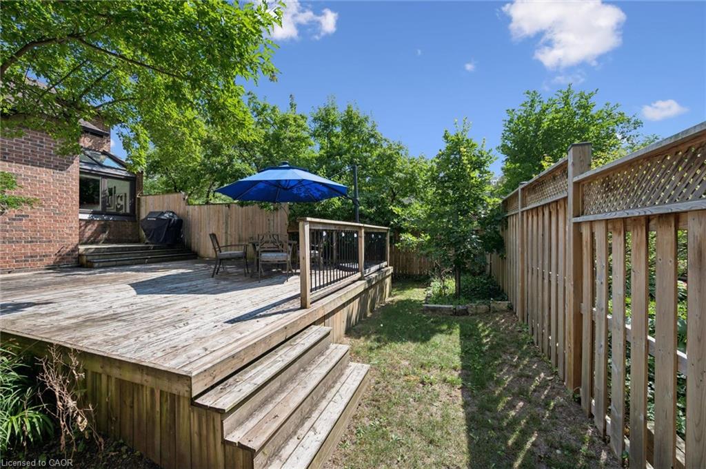 1-64 Allen Street W Property Photo 39