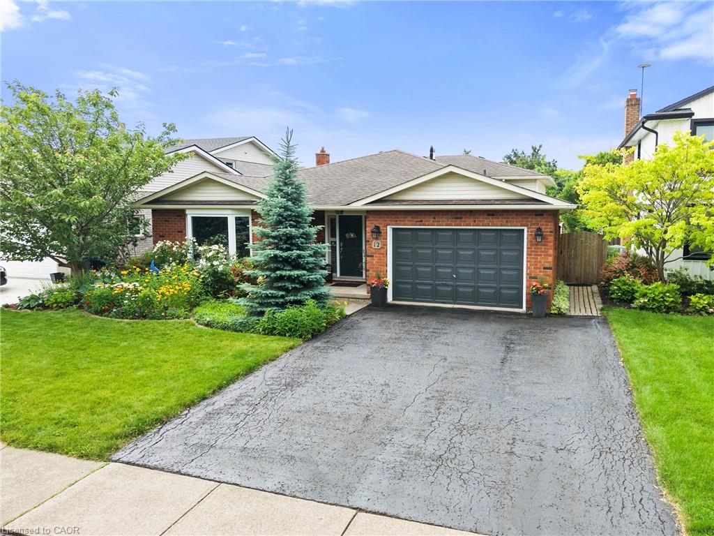12 Stonebridge Gate Property Photo 1