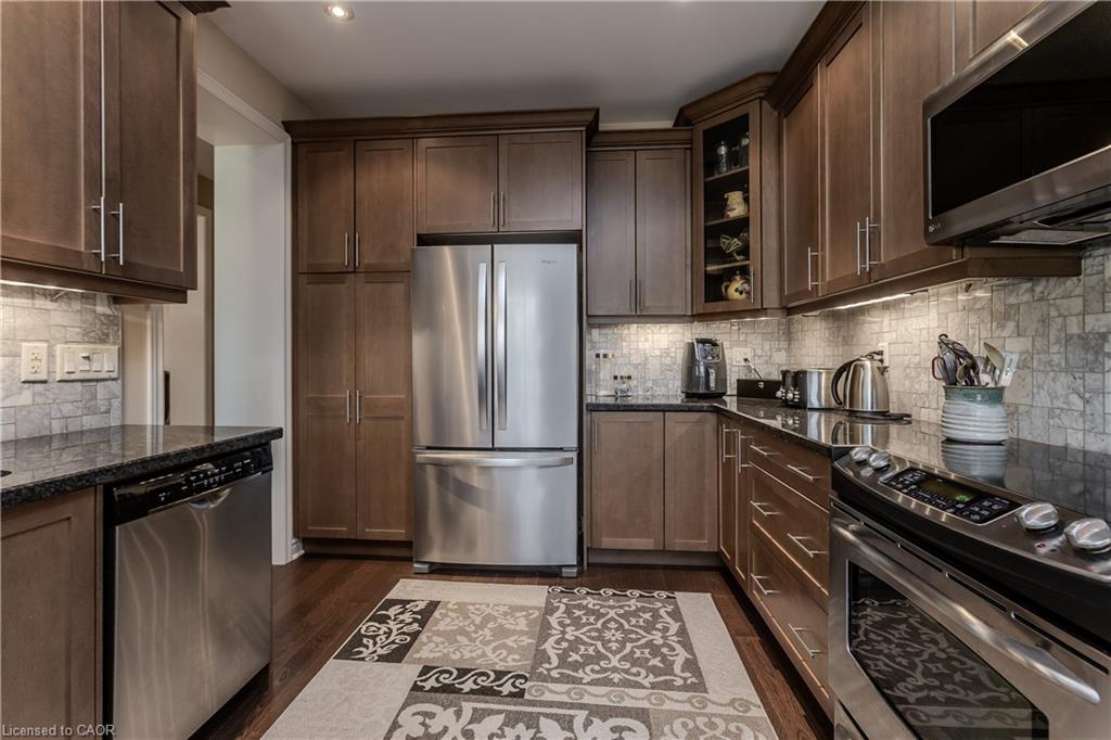 2330 Valleyridge Drive Property Photo 10