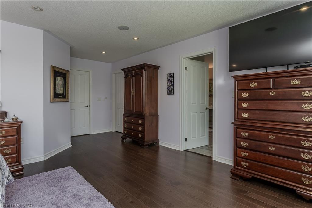 2330 Valleyridge Drive Property Photo 22