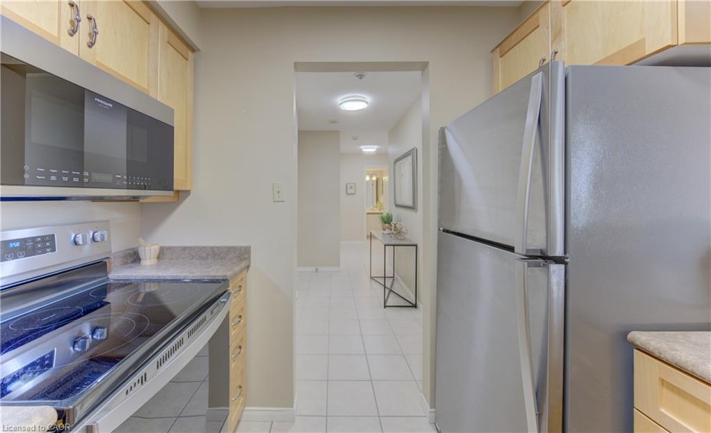 804-1414 King Street E Property Photo 22