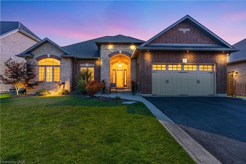 71 Newport Lane Property Photo 1