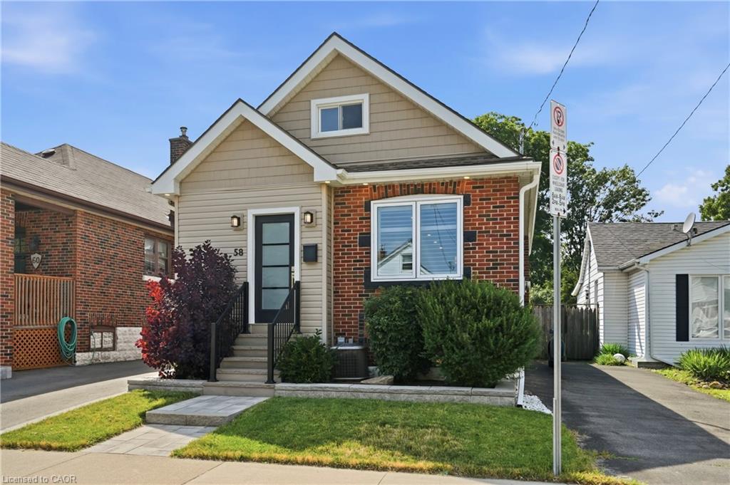 58 Tragina Avenue S Property Photo 4