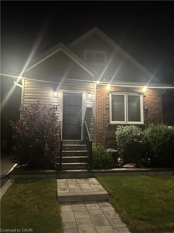 58 Tragina Avenue S Property Photo 6