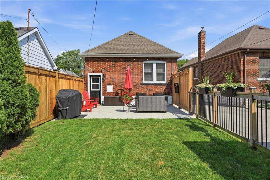 58 Tragina Avenue S Property Photo 46