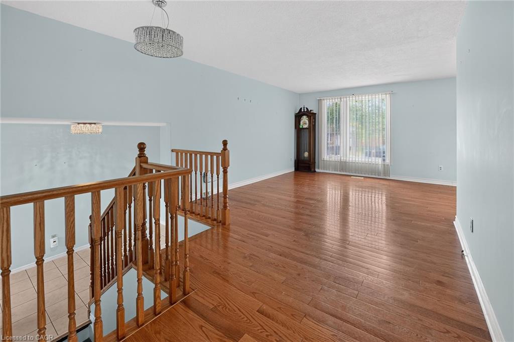 186 Glenmor Drive Property Photo 5