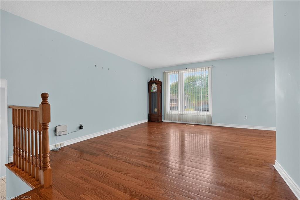 186 Glenmor Drive Property Photo 6