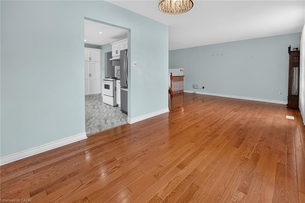 186 Glenmor Drive Property Photo 8