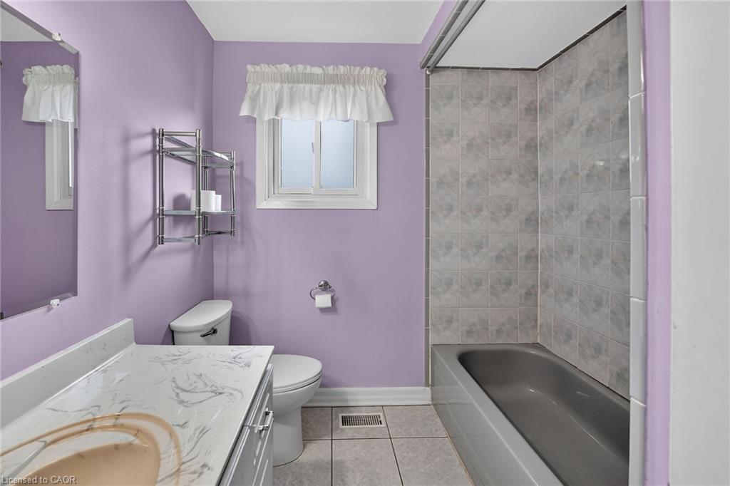 186 Glenmor Drive Property Photo 20