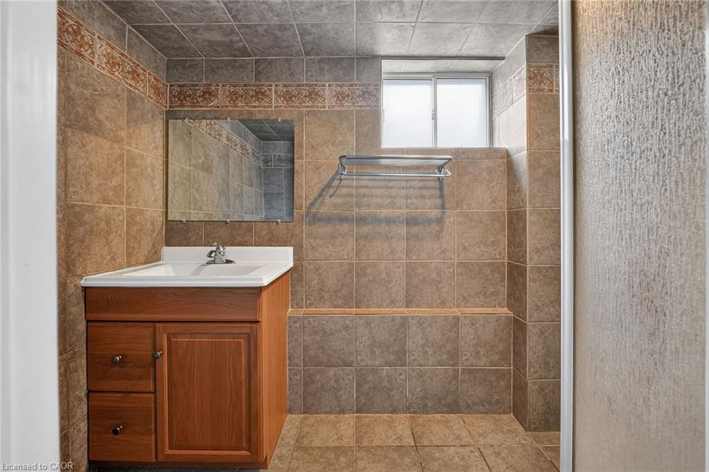 186 Glenmor Drive Property Photo 28