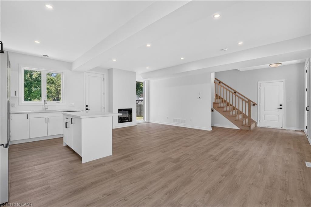 203 Park Street Property Photo 16