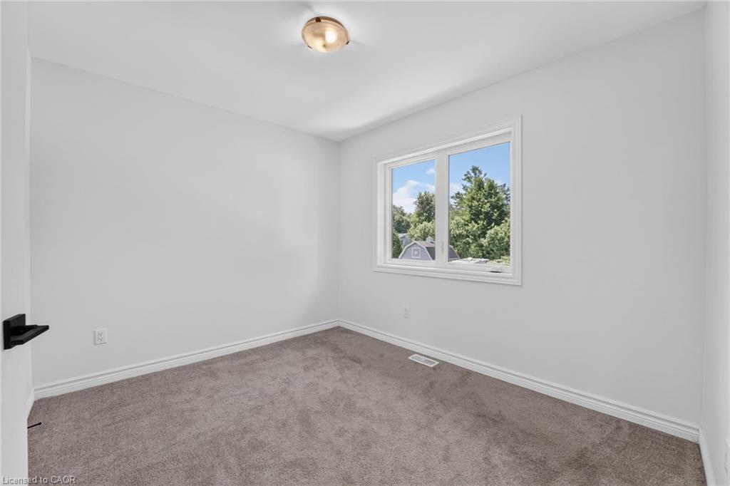 203 Park Street Property Photo 33