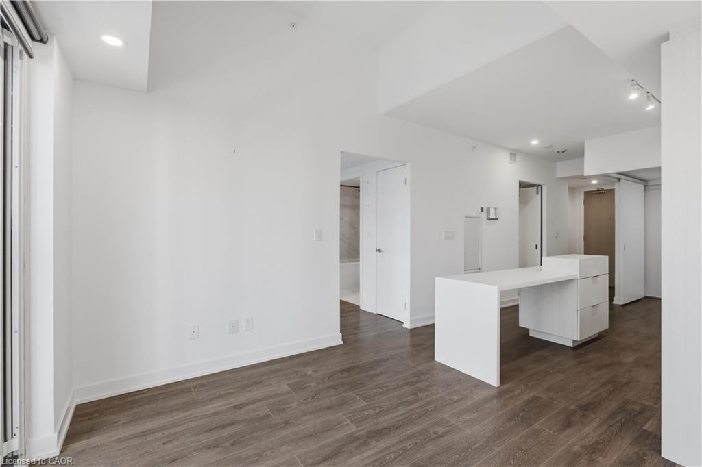 370 Martha Street Property Photo 12