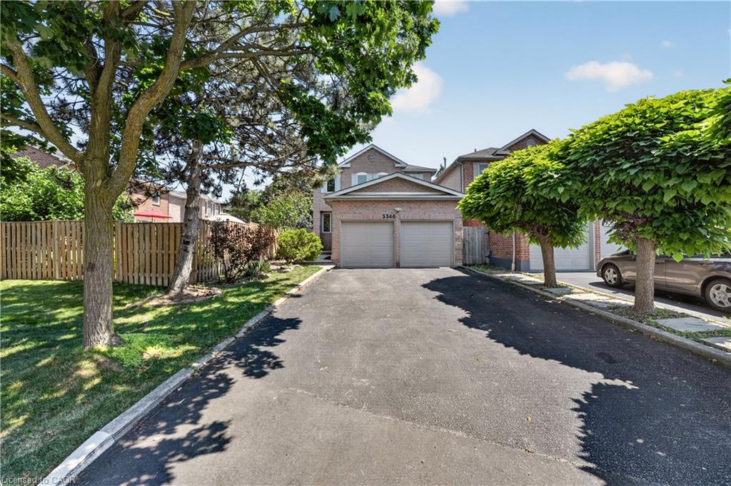 3346 Chartrand Crescent