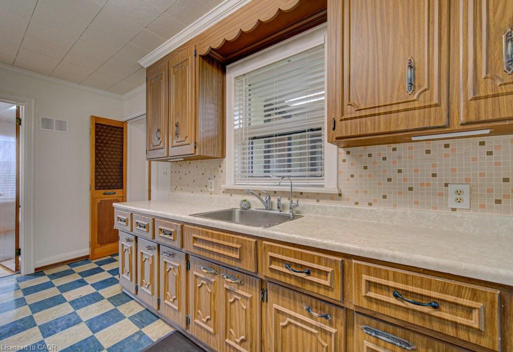 128 Pollock Avenue Property Photo 21