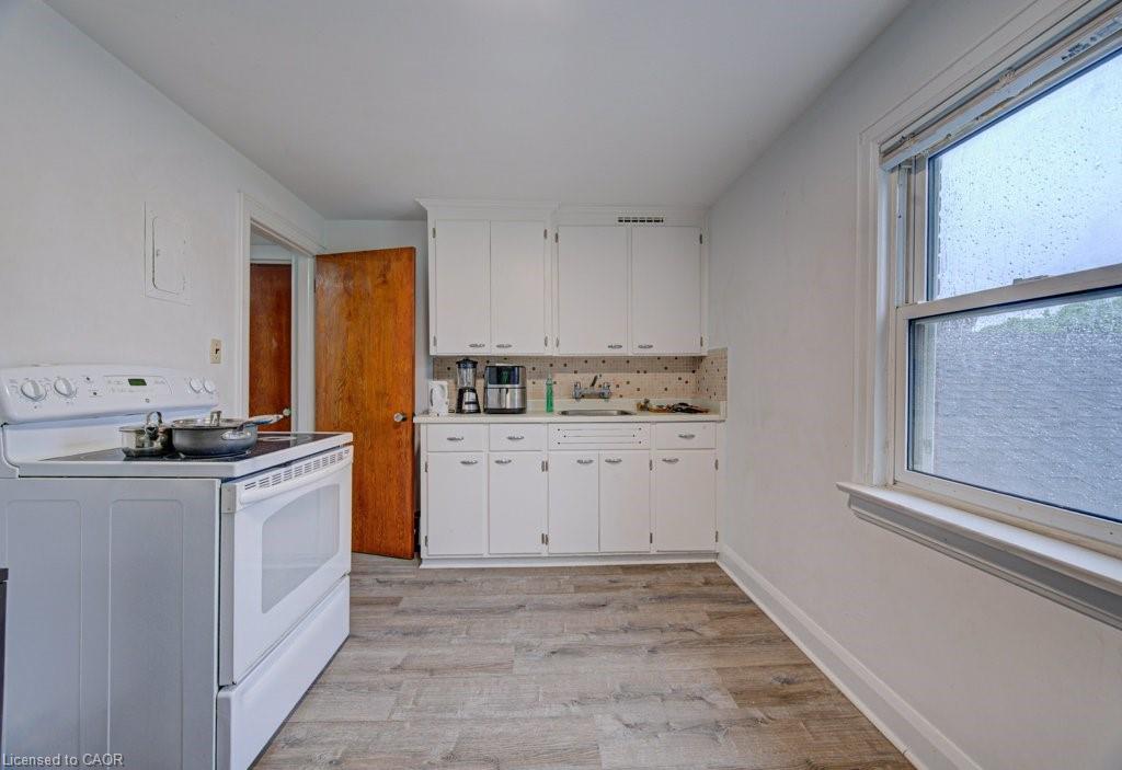 128 Pollock Avenue Property Photo 28