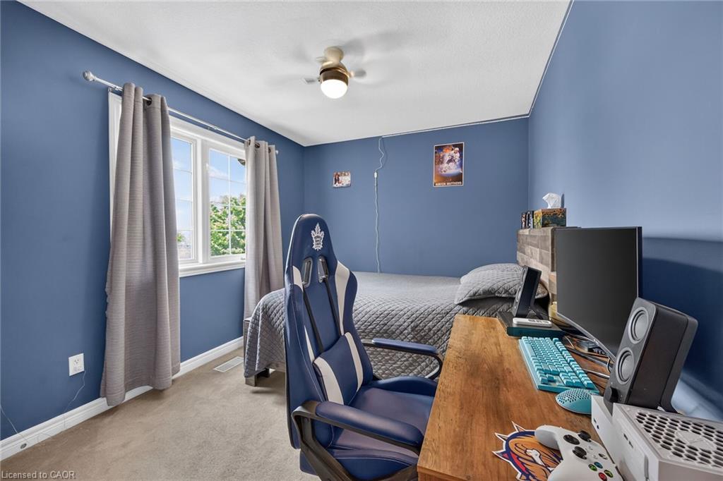 7 Etherington Crescent Property Photo 31