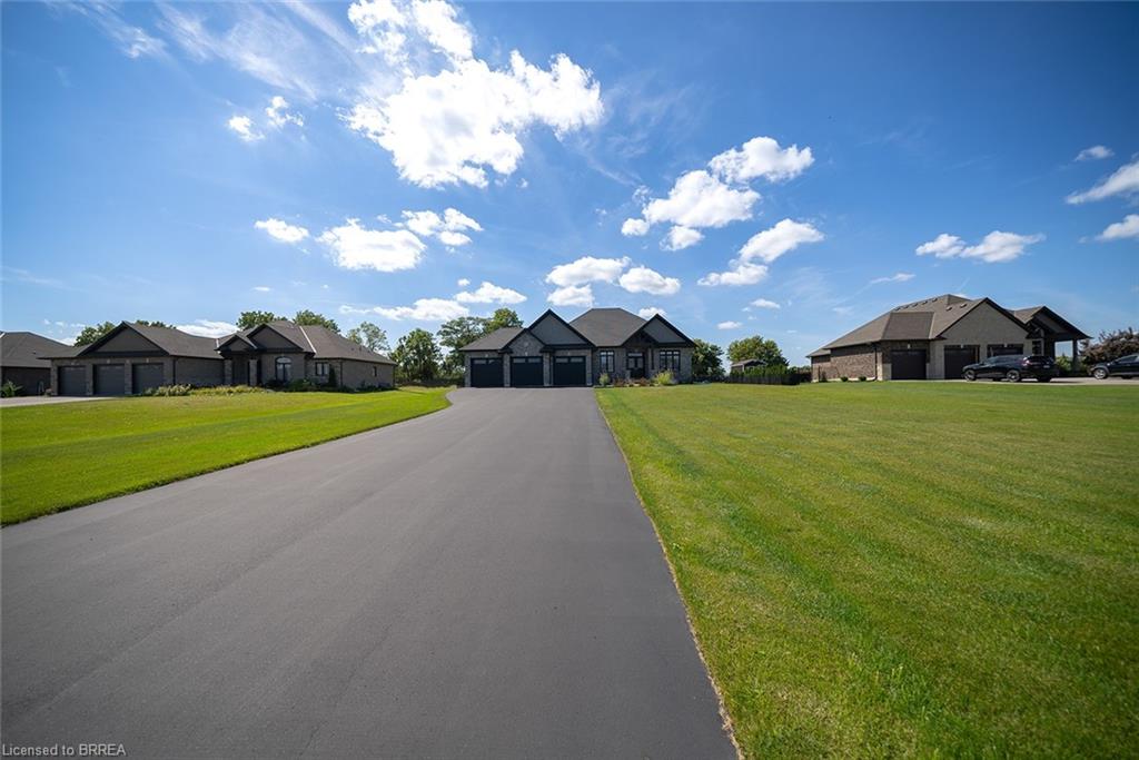 21 Tedley Boulevard Property Photo 4