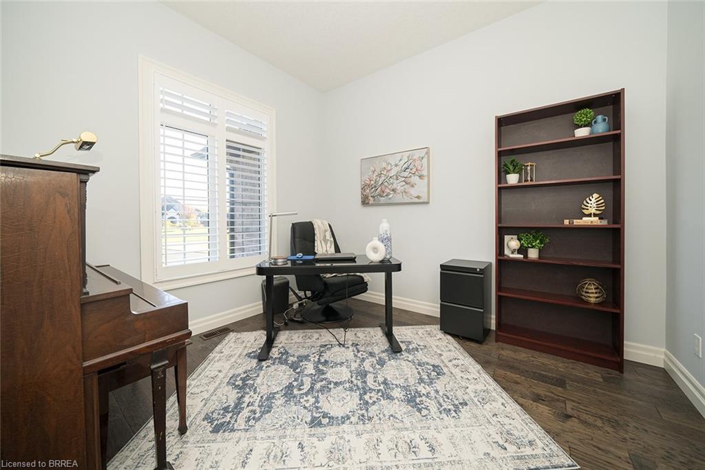 21 Tedley Boulevard Property Photo 6