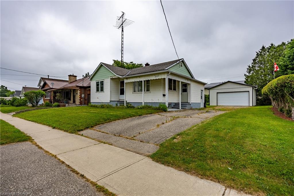 557 Orchard Avenue Property Photo 1