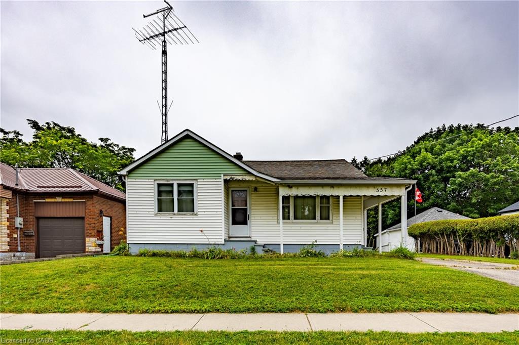 557 Orchard Avenue Property Photo 2
