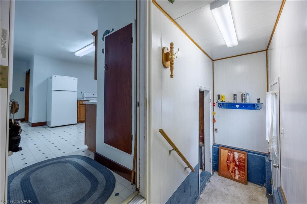 557 Orchard Avenue Property Photo 4