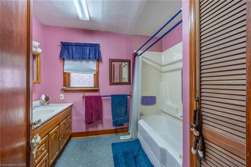 557 Orchard Avenue Property Photo 11
