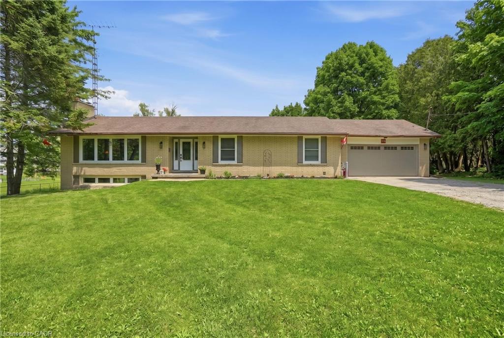 318 Freelton Road Property Photo 1