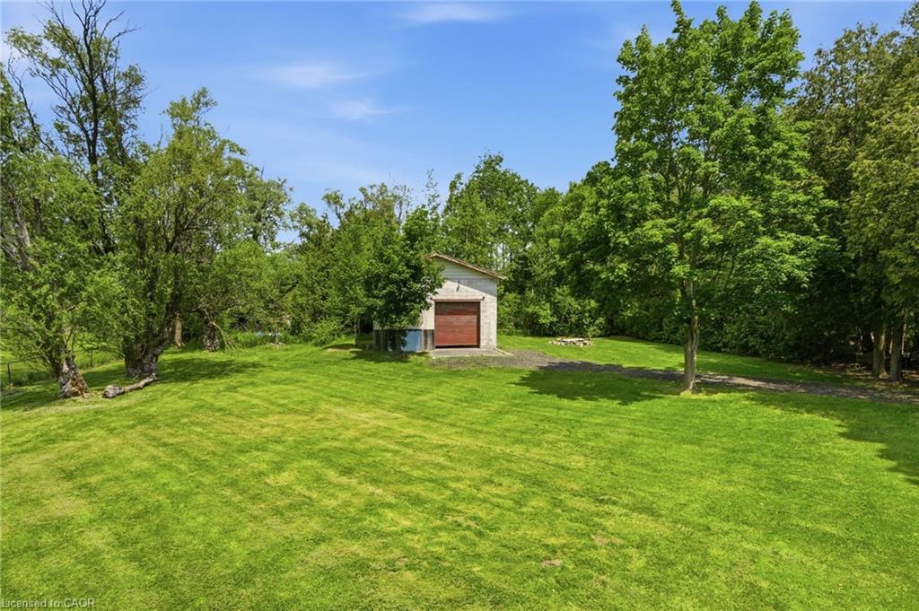 318 Freelton Road Property Photo 5