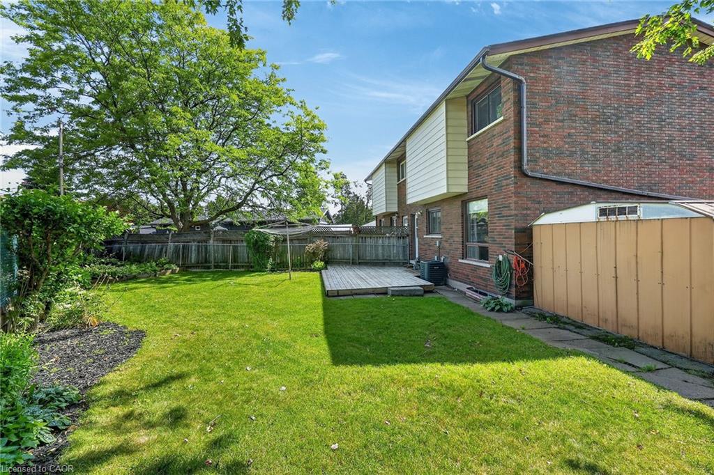 5 Hugo Court Property Photo 2