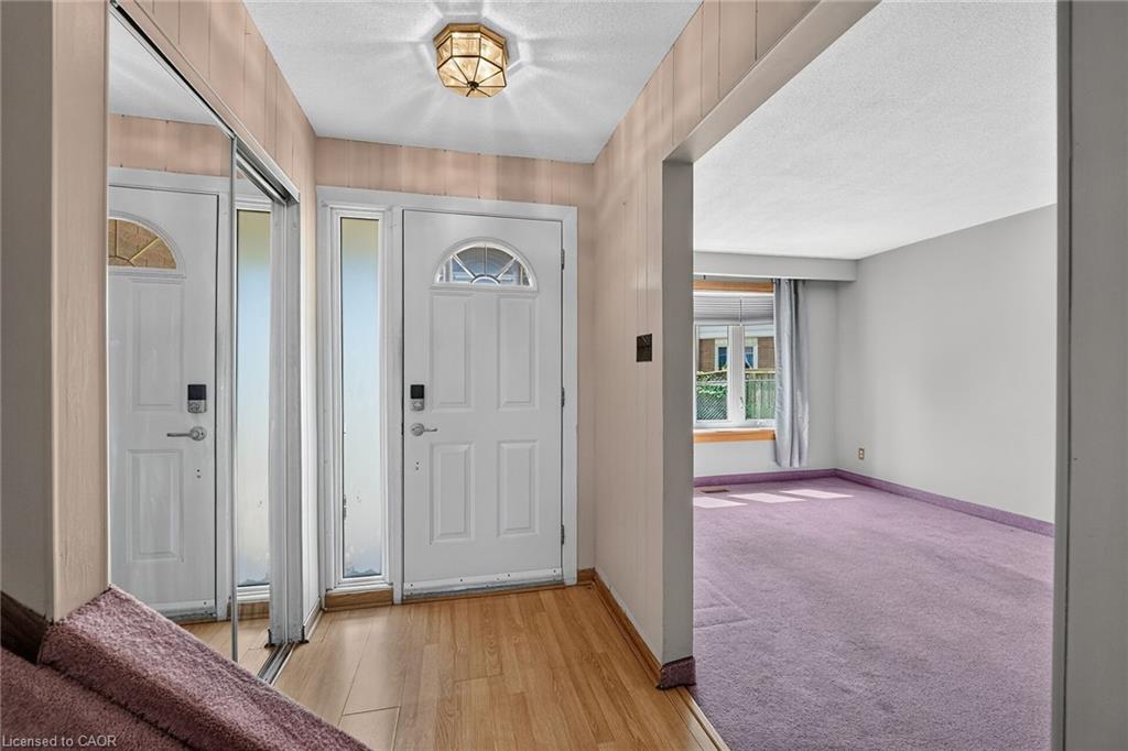 5 Hugo Court Property Photo 5