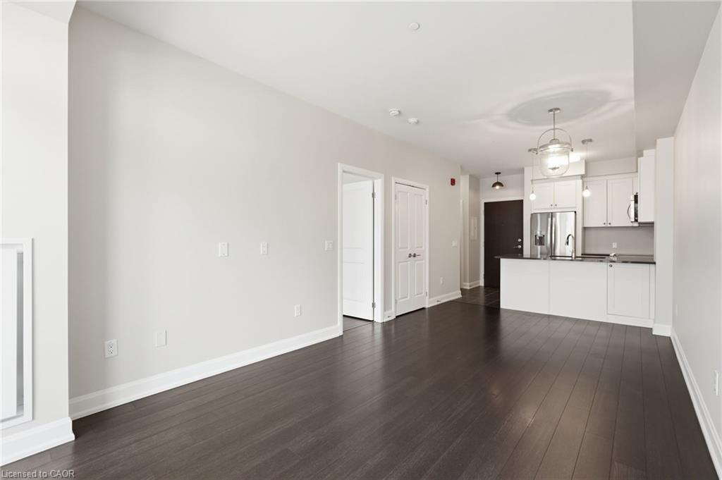 314-216 Oak Park Boulevard Property Photo 7