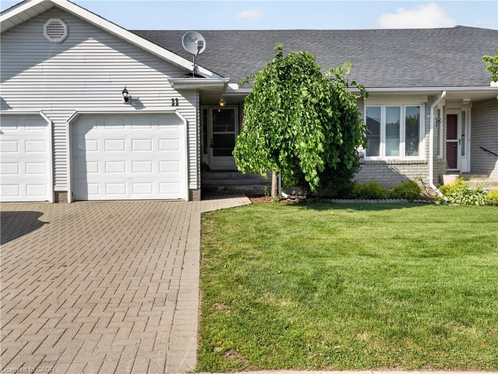 11 Garden Drive Property Photo 1