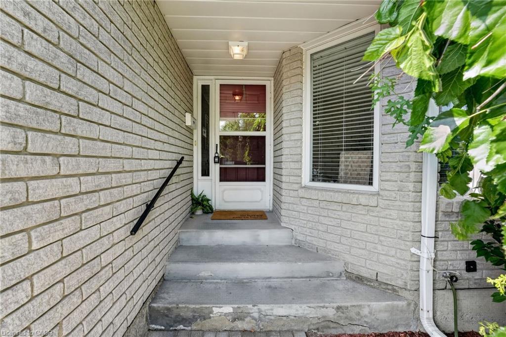11 Garden Drive Property Photo 3