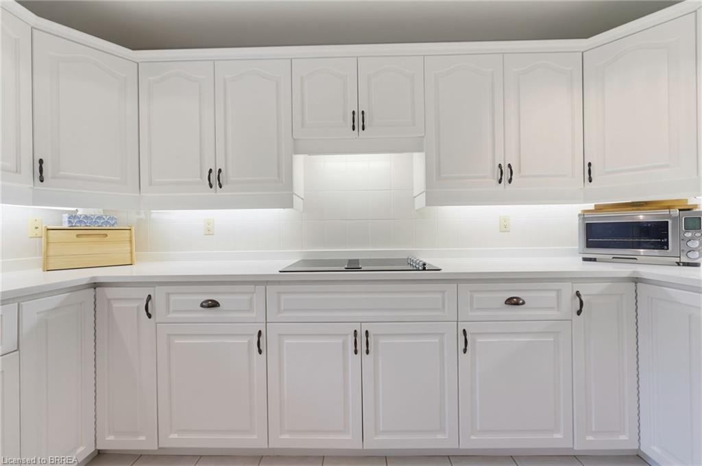 12 Macbride Court Property Photo 17