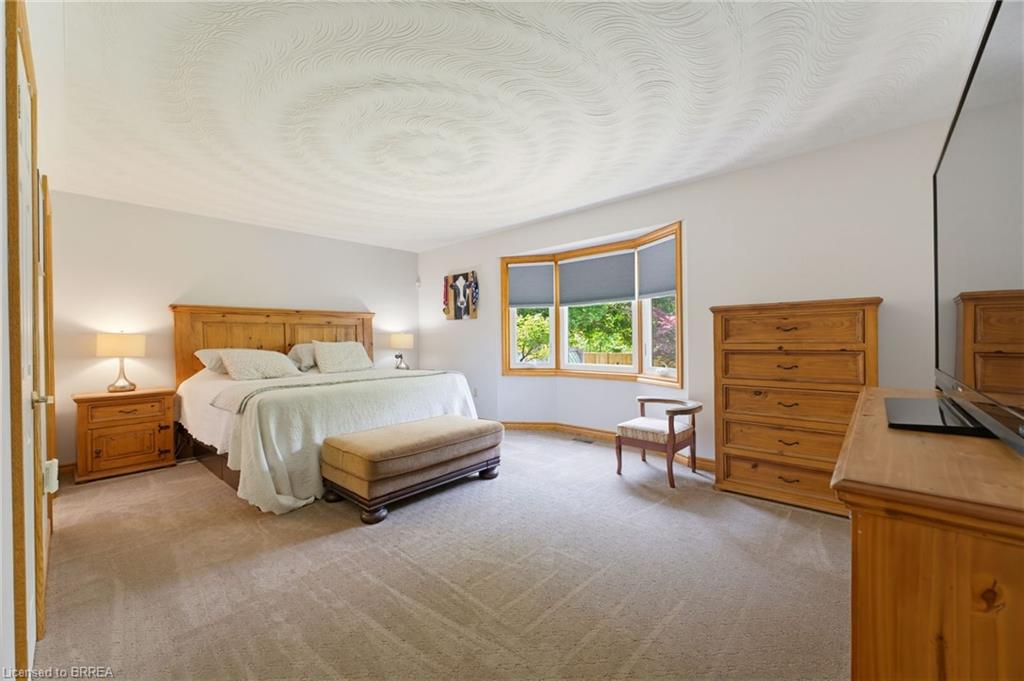 12 Macbride Court Property Photo 18