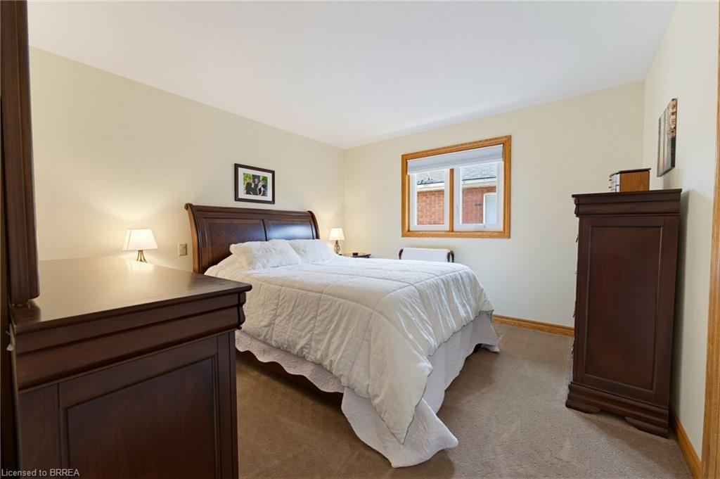 12 Macbride Court Property Photo 22