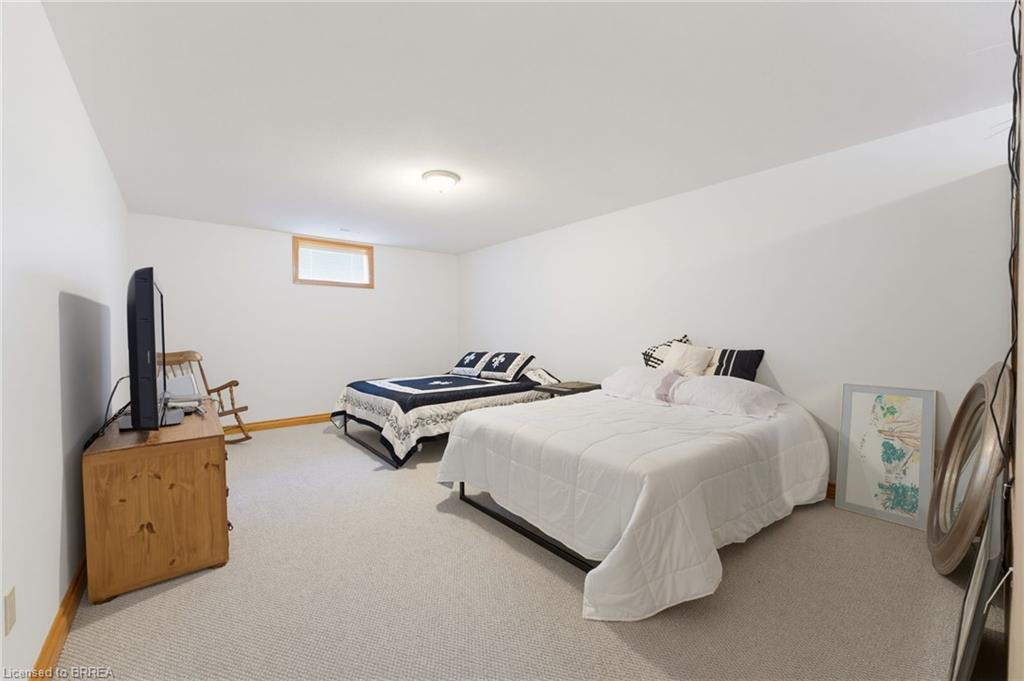 12 Macbride Court Property Photo 24