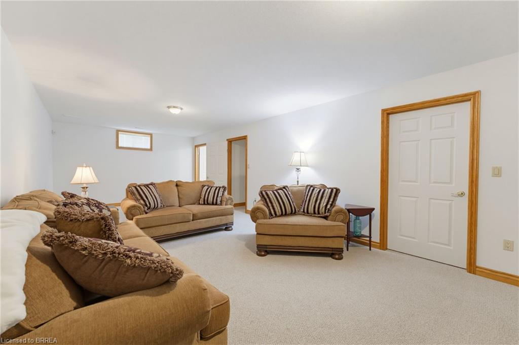 12 Macbride Court Property Photo 25