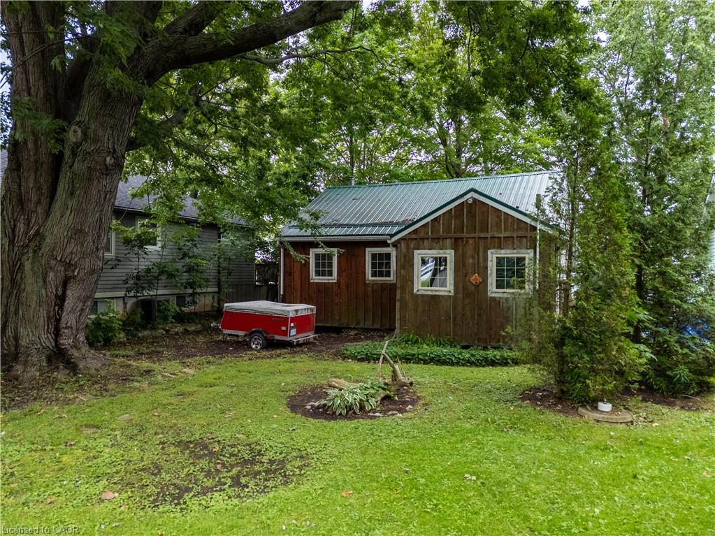 472 South Coast Drive Property Photo 9