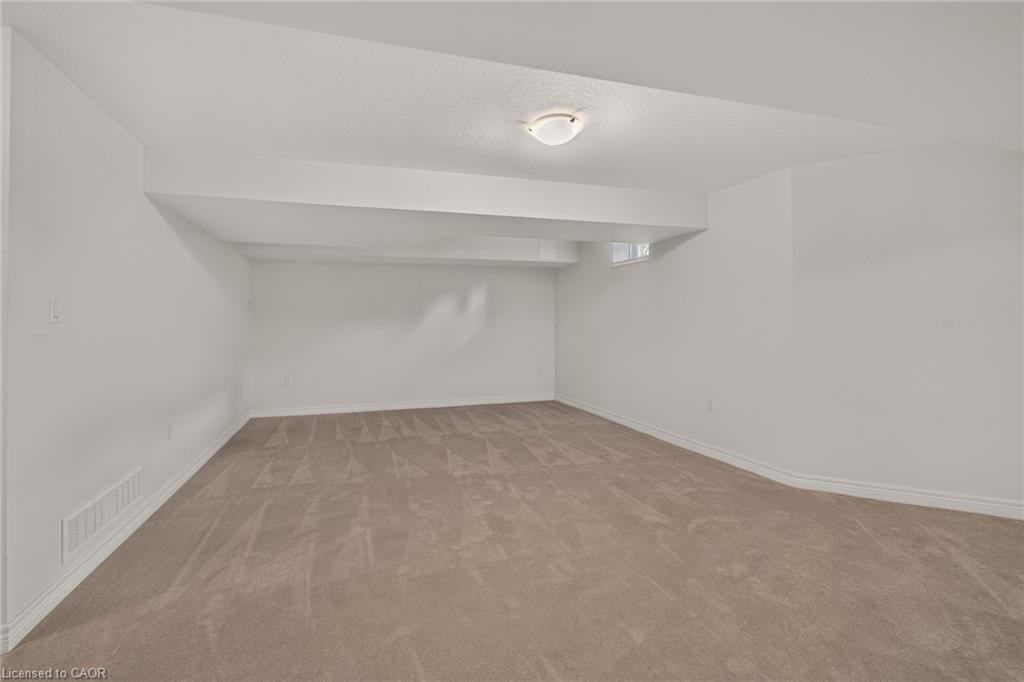 14 Ecker Lane Property Photo 40