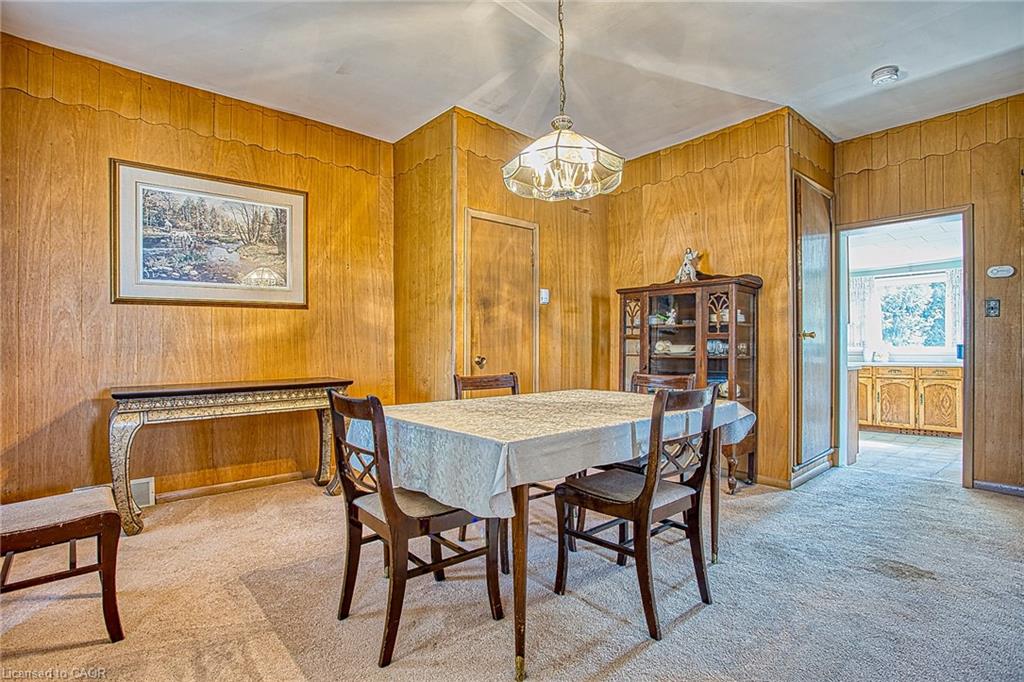 4207 William Street Property Photo 9
