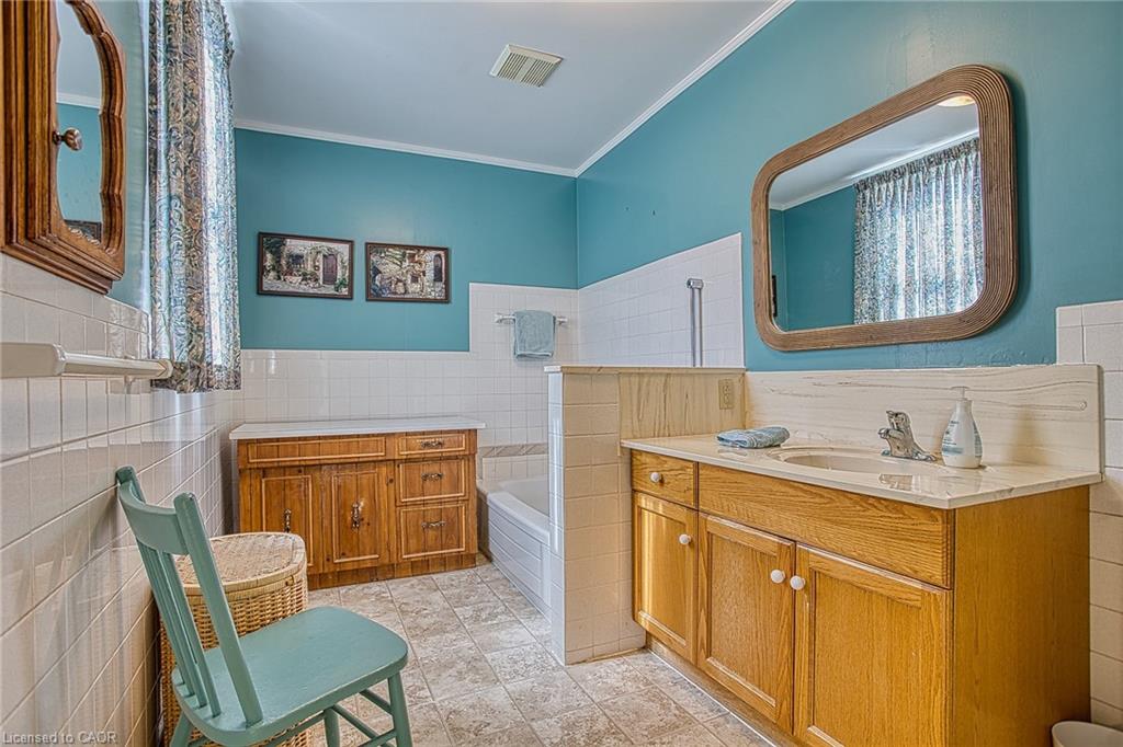 4207 William Street Property Photo 20