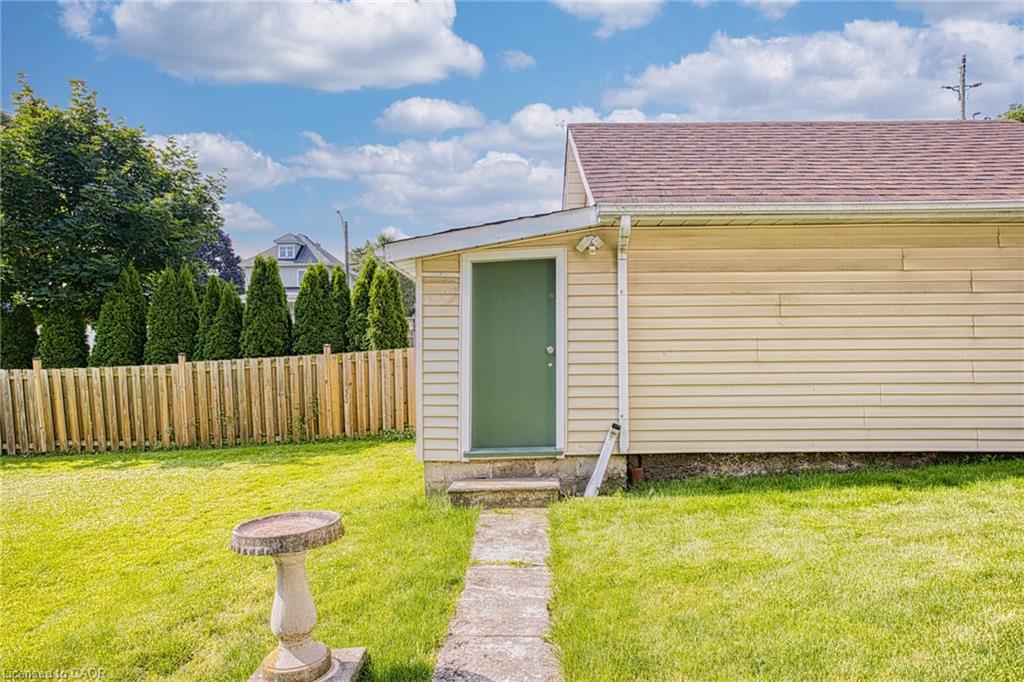 4207 William Street Property Photo 29