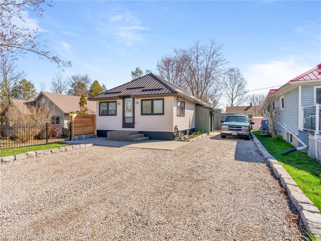 7 Park Street Property Photo 1
