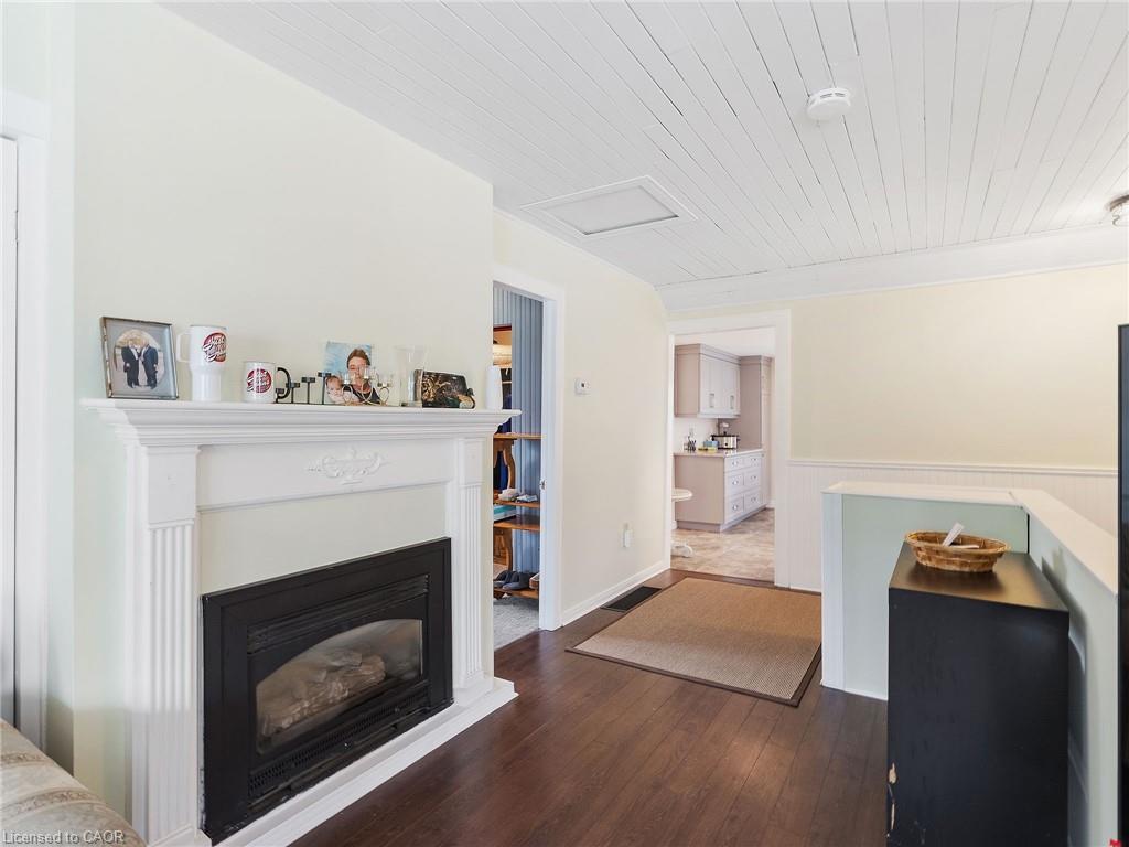7 Park Street Property Photo 12